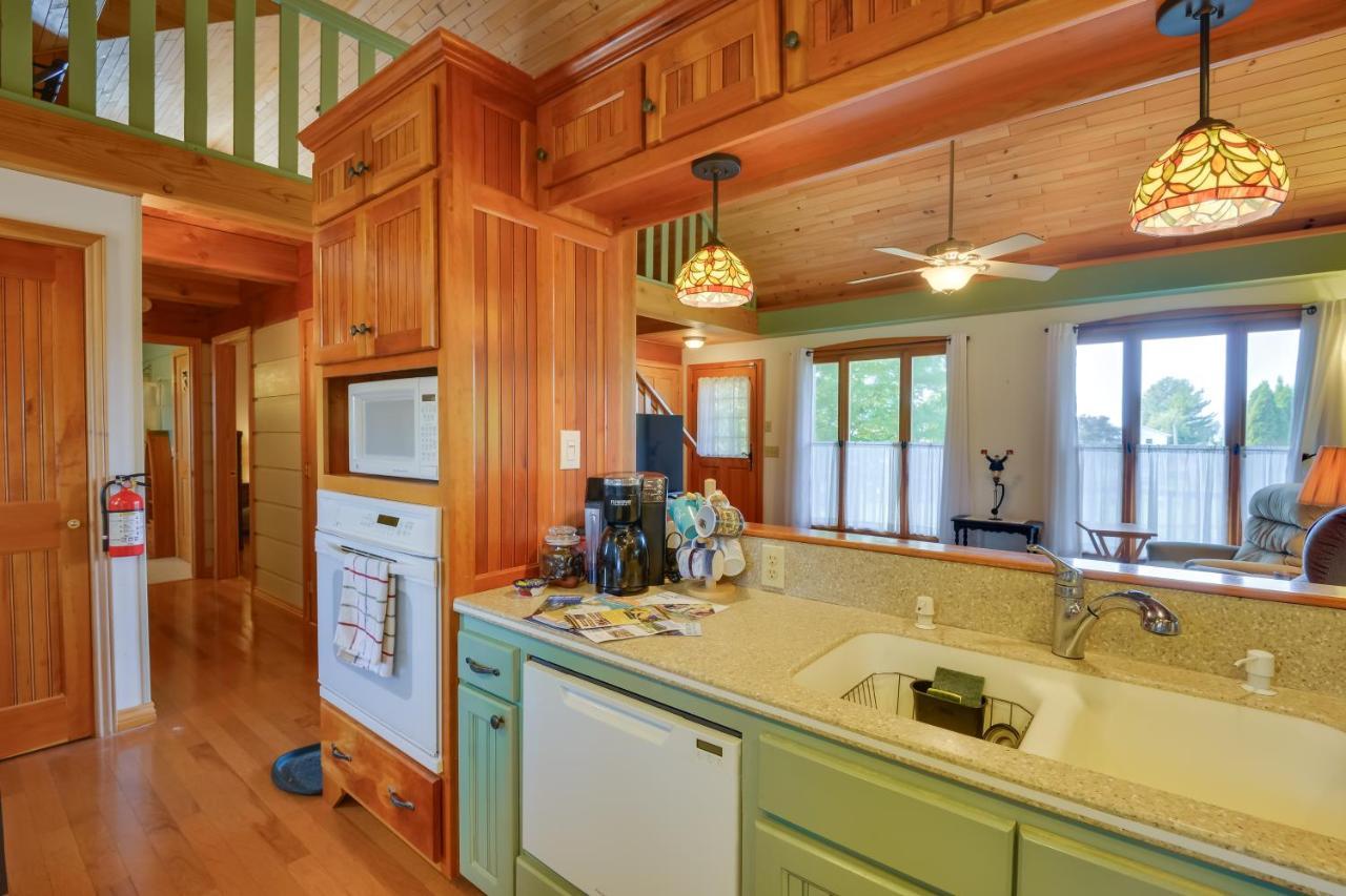 Warm And Cozy Clayton Cabin Near St Lawrence River! Kültér fotó